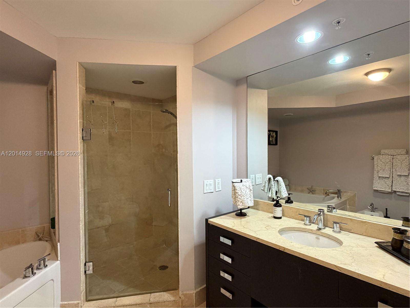 Trump Royale at 18201 Collins Ave, Sunny Isles Beach, FL 33160 - For Rent photo 23