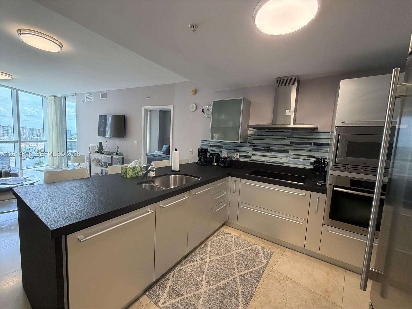 Trump Royale at 18201 Collins Ave, Sunny Isles Beach, FL 33160 - For Rent photo 4