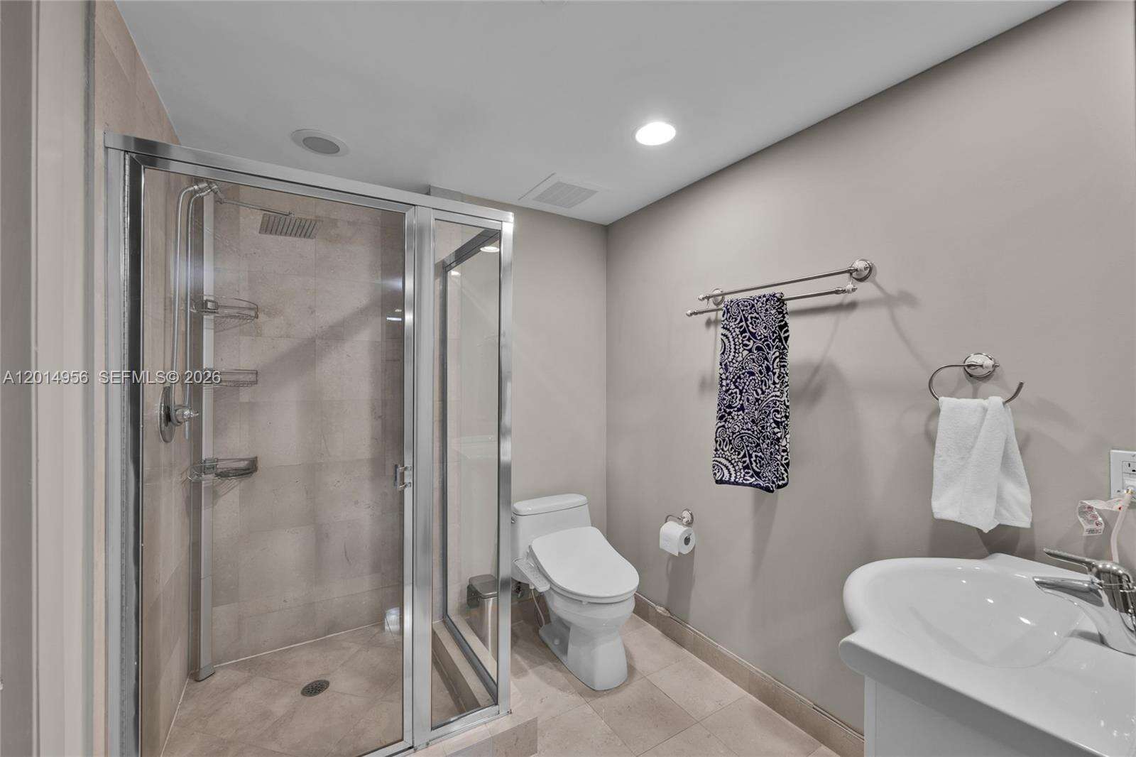 The Beach Club Three at 1800 Ocean Dr, Hallandale Beach, FL 33009 - For Rent photo 22
