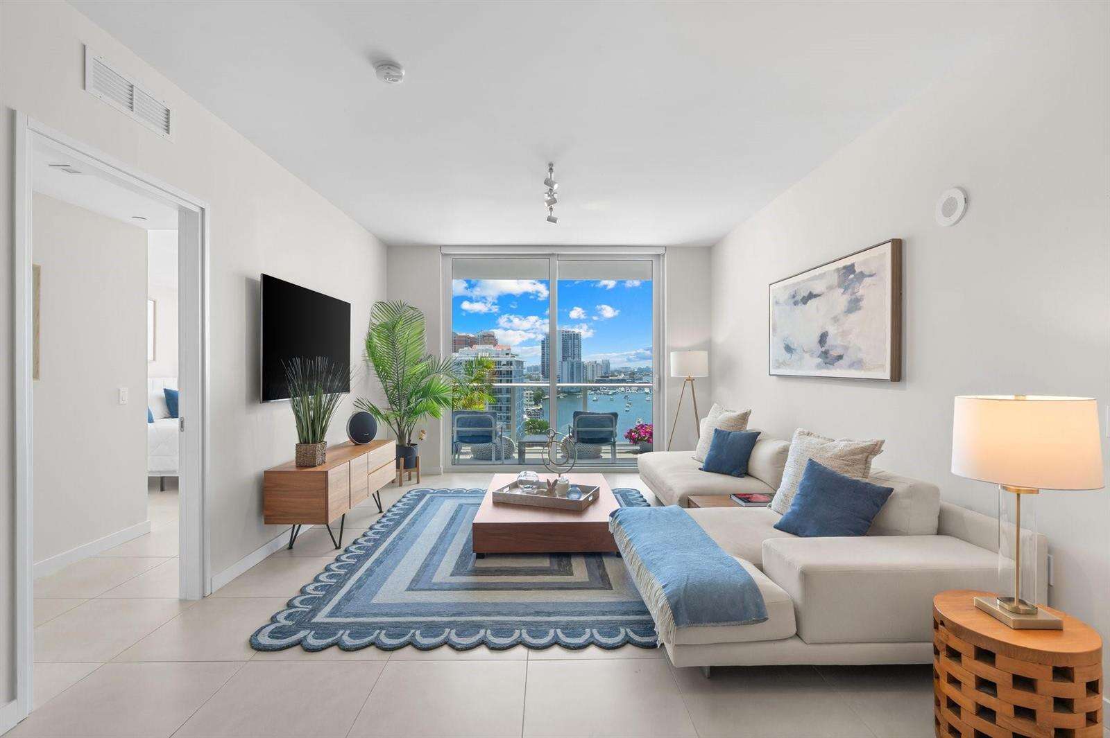 Tiffany House at 401 Birch, Fort Lauderdale, FL 33304 - For Rent photo 2
