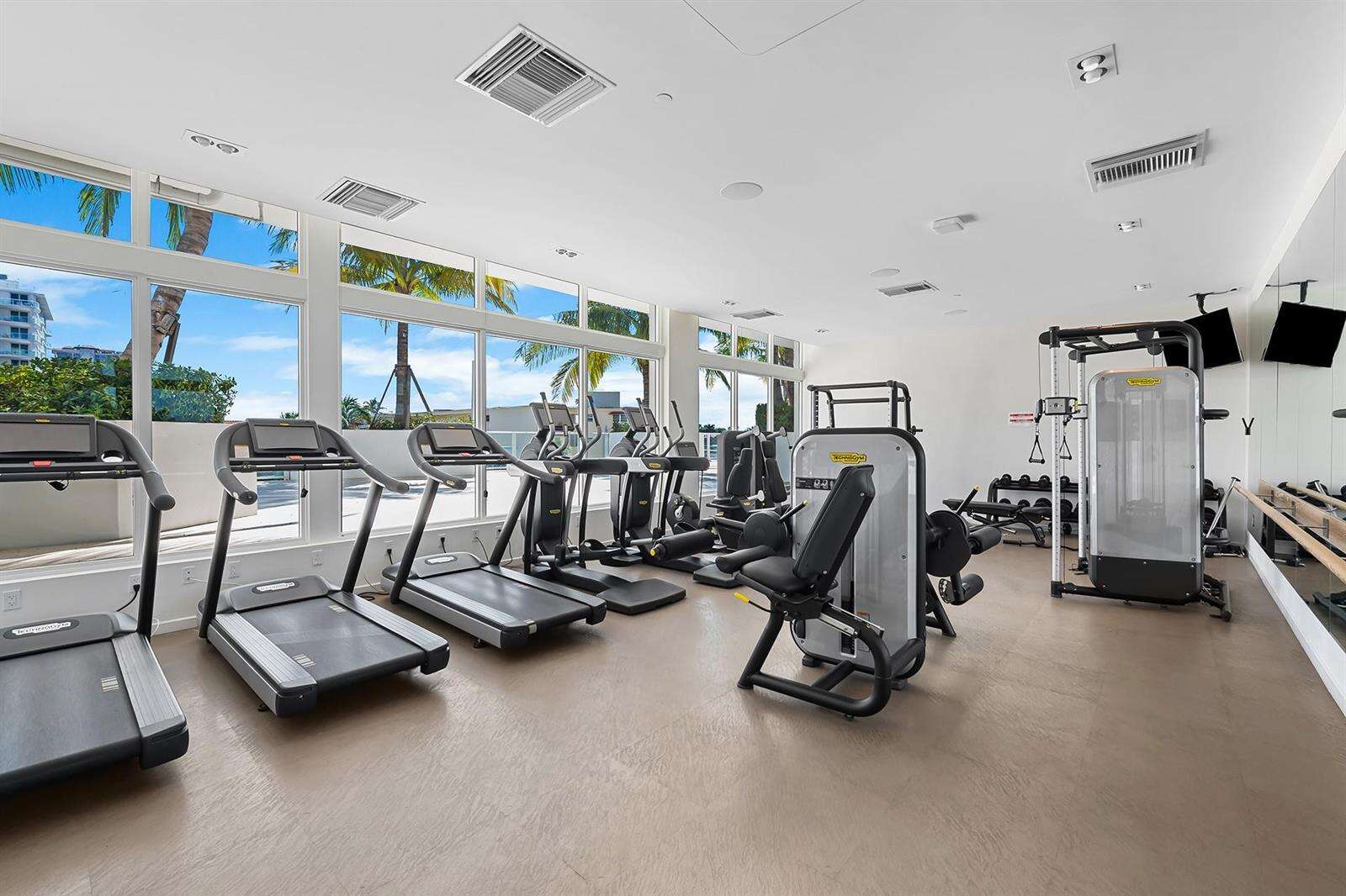 Tiffany House at 401 Birch, Fort Lauderdale, FL 33304 - For Rent photo 29