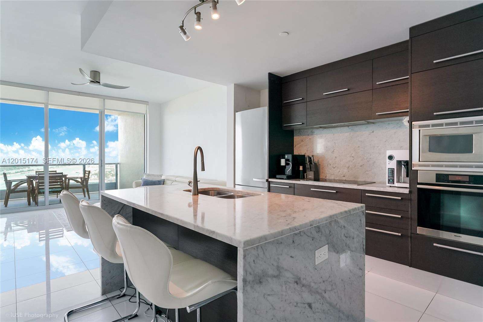 900 Biscayne at 900 Biscayne Blvd, Miami, FL 33132 - For Rent photo 2
