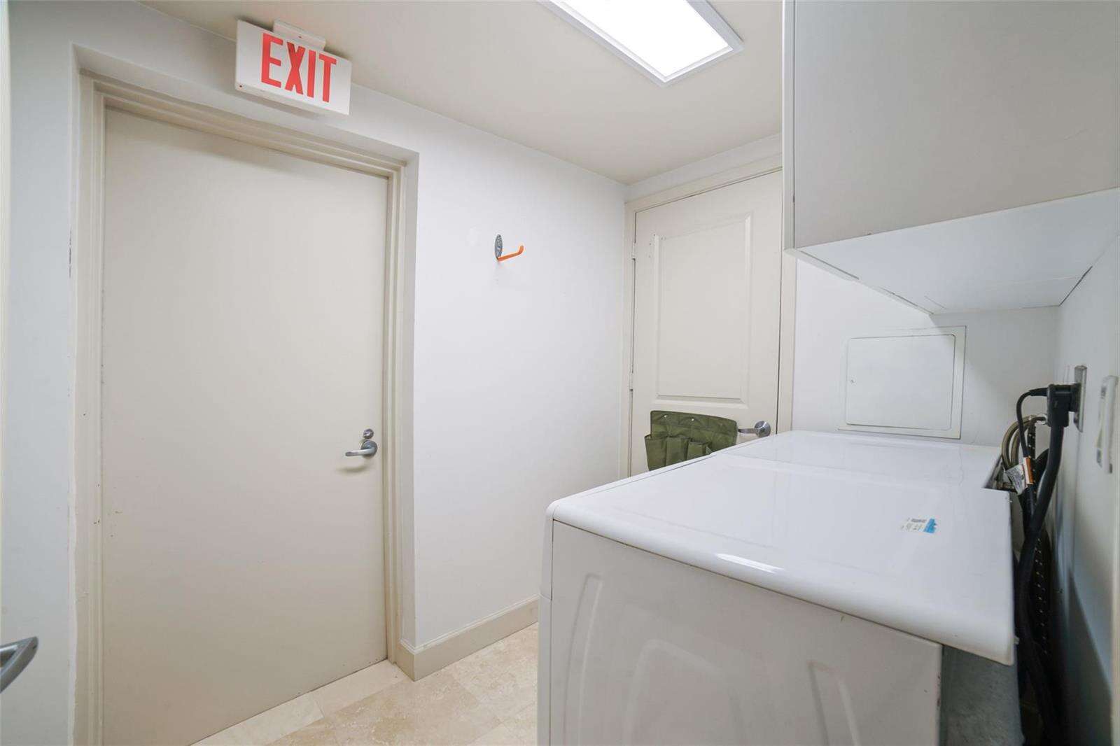Ocean Palms at 3101 Ocean, Hollywood, FL 33019 - For Rent photo 16