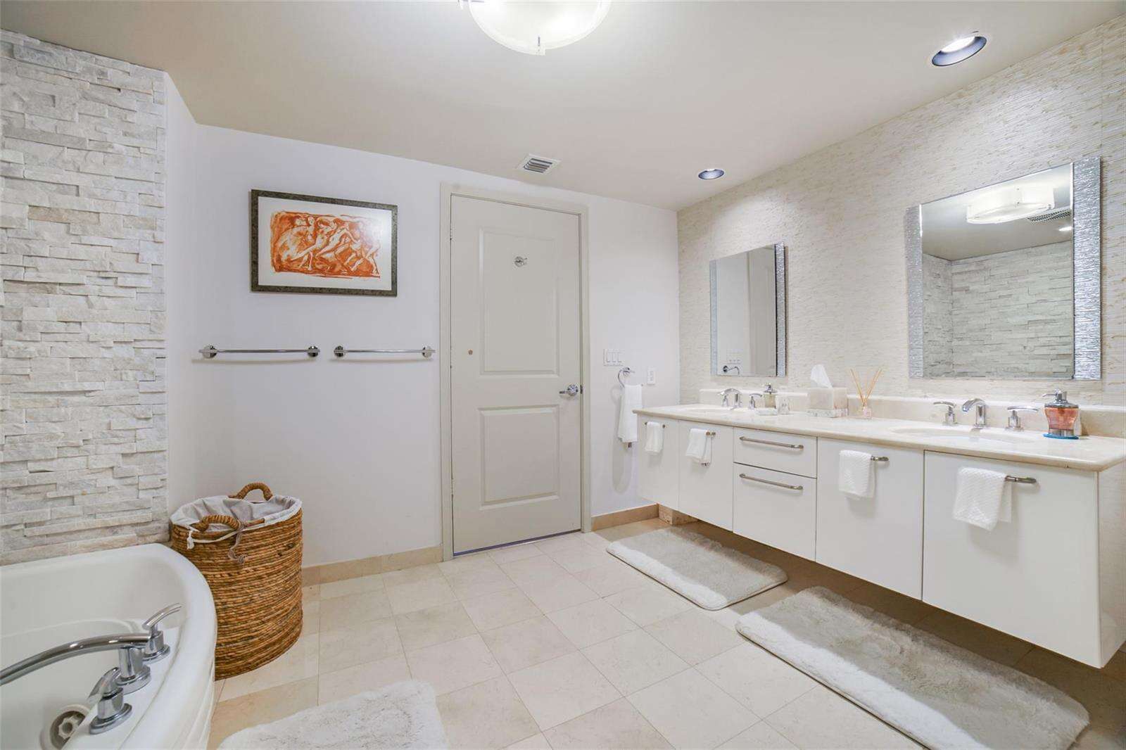 Ocean Palms at 3101 Ocean, Hollywood, FL 33019 - For Rent photo 7