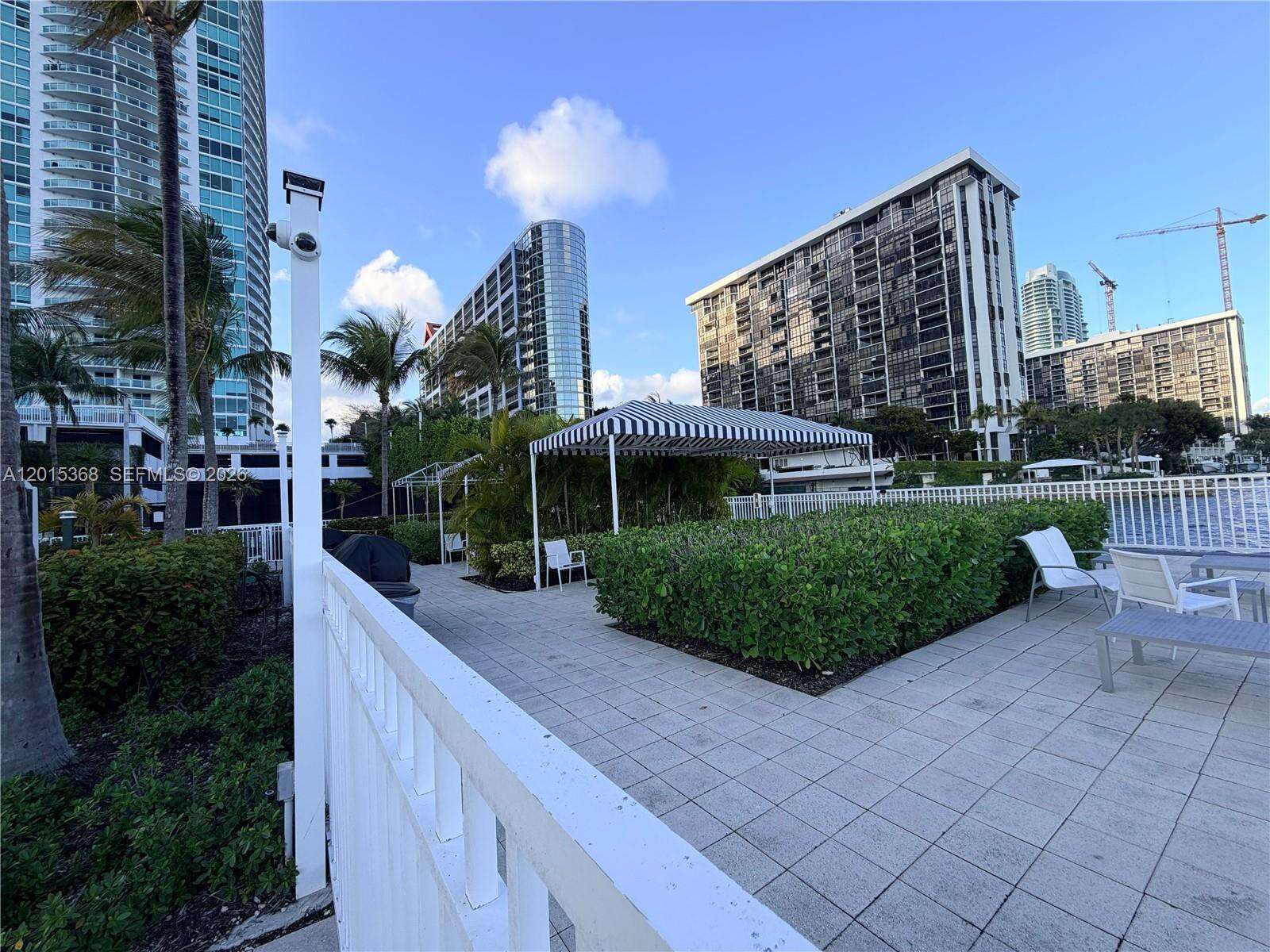 Skyline On Brickell at 2101 Brickell Ave, Miami, FL 33129 - For Rent photo 34