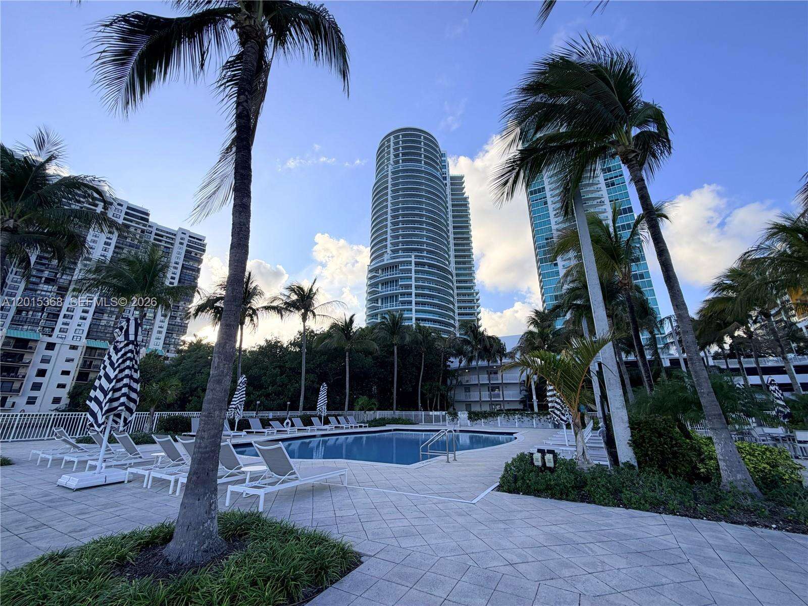 Skyline On Brickell at 2101 Brickell Ave, Miami, FL 33129 - For Rent photo 41