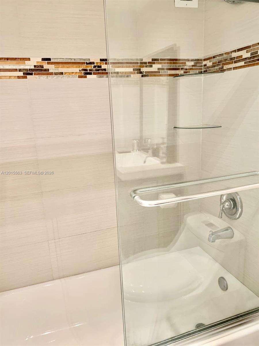 The Tides at 3901 Ocean Dr, Hollywood, FL 33019 - For Rent photo 9