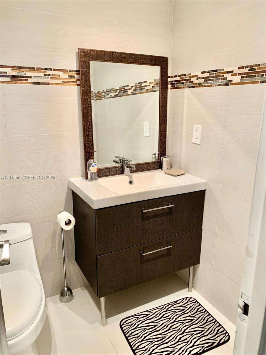 The Tides at 3901 Ocean Dr, Hollywood, FL 33019 - For Rent photo 10
