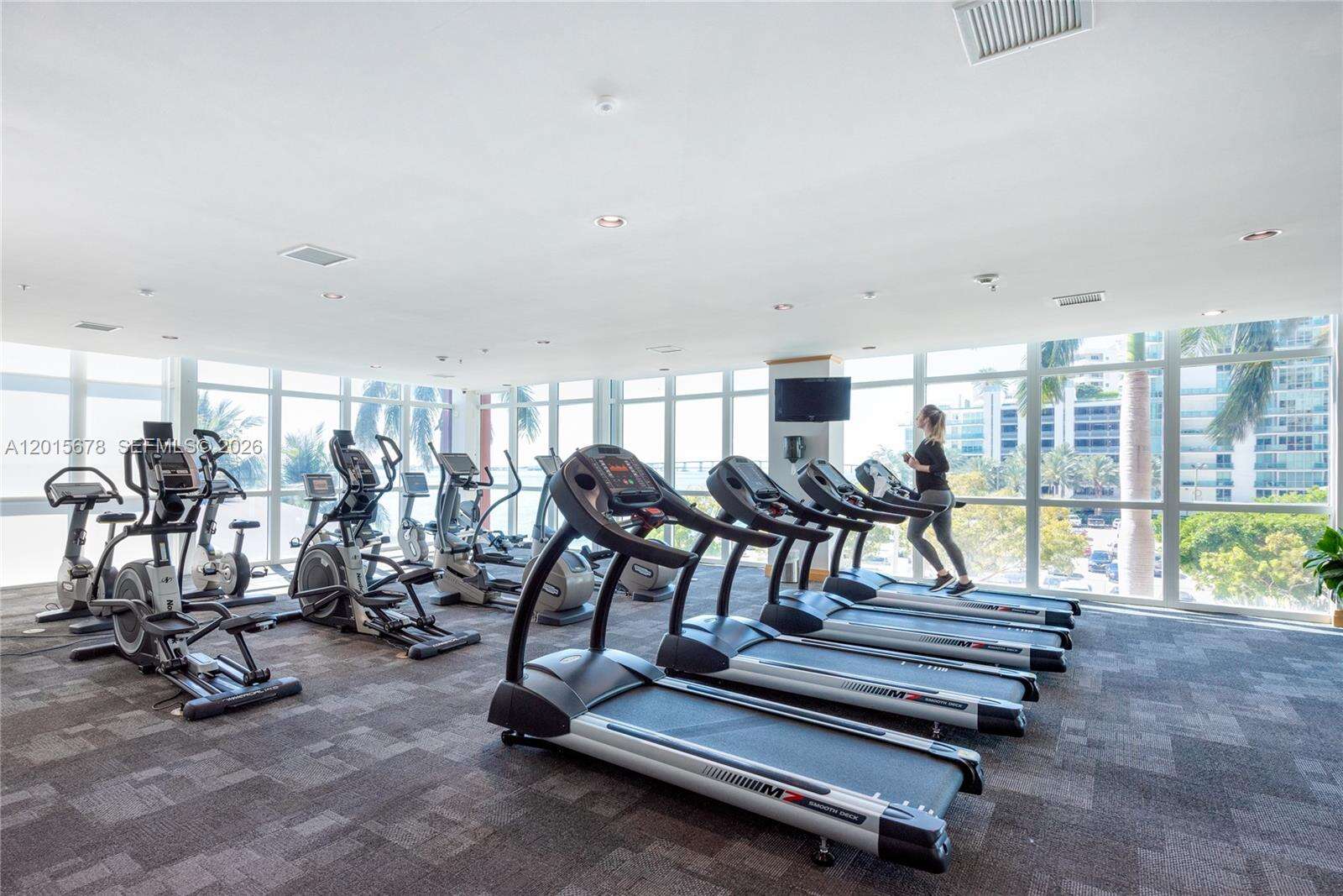 The Mark On Brickell at 1155 Brickell Bay Dr, Miami, FL 33131 - For Rent photo 23