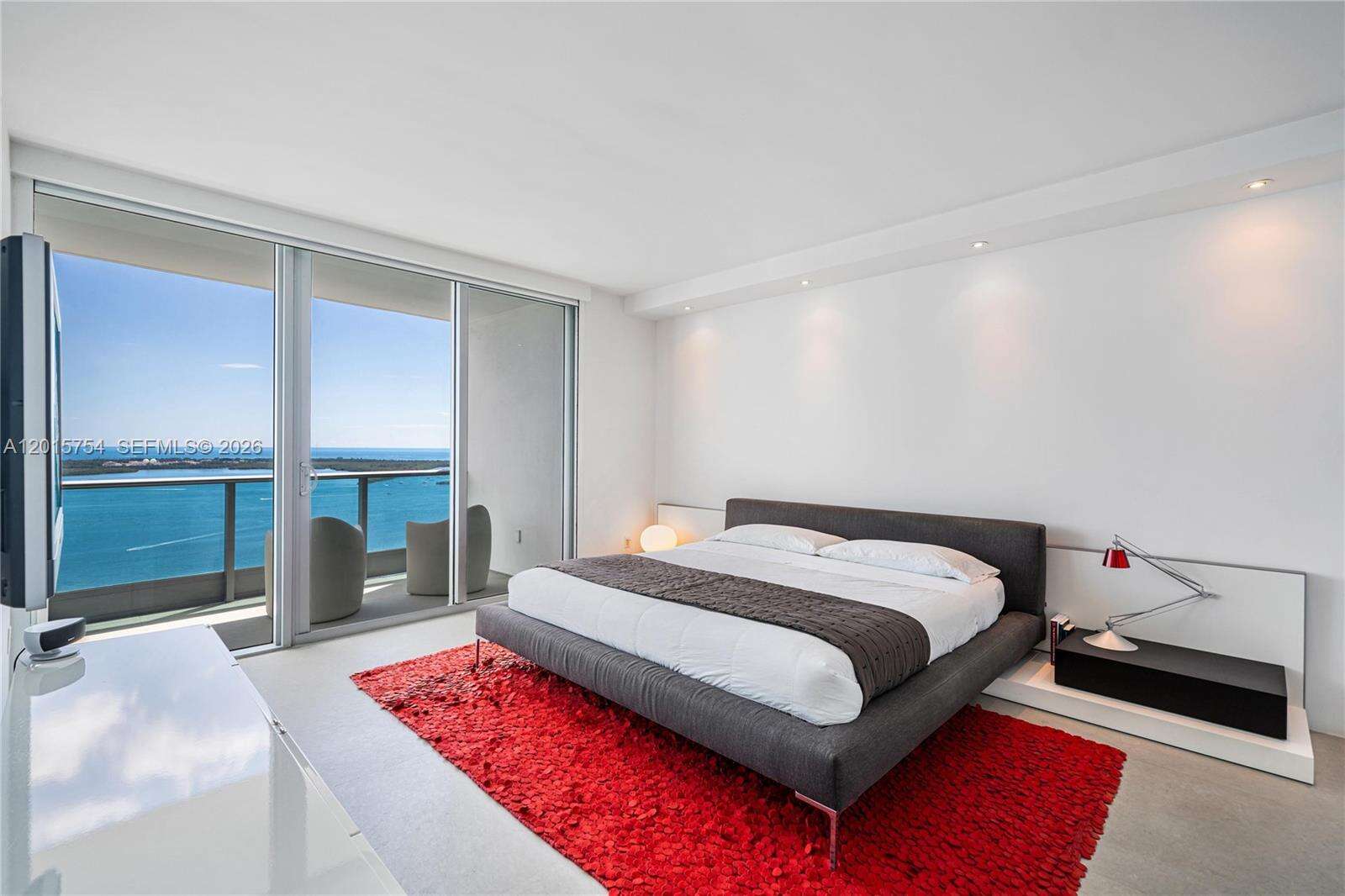 Jade At Brickell Bay at 1331 Brickell Bay Dr, Miami, FL 33131 - For Rent photo 14