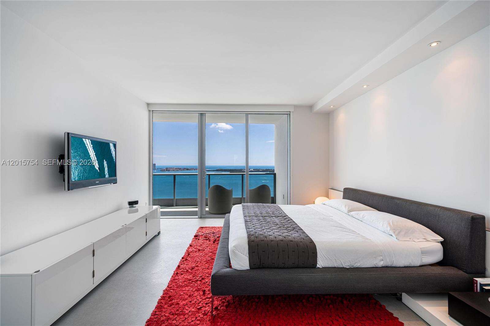 Jade At Brickell Bay at 1331 Brickell Bay Dr, Miami, FL 33131 - For Rent photo 15