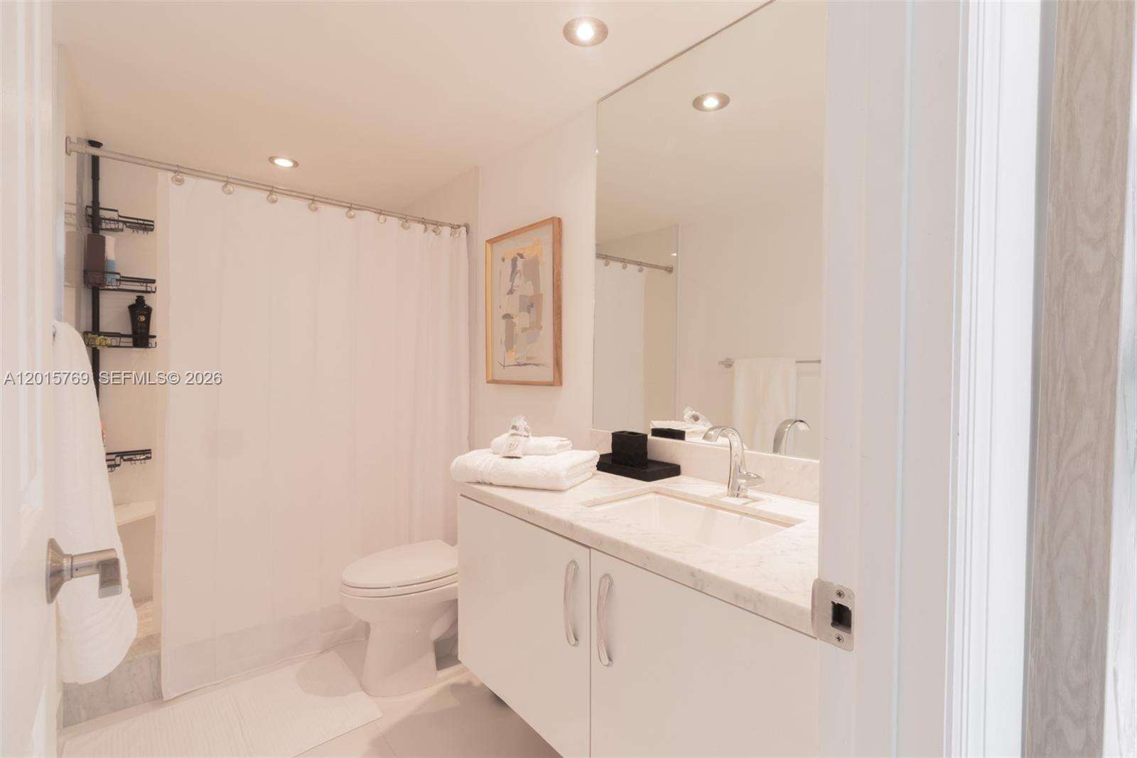 Ocean Reserve at 19370 Collins Ave, Sunny Isles Beach, FL 33160 - For Rent photo 11