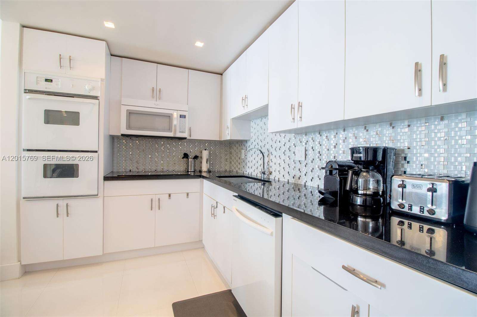 Ocean Reserve at 19370 Collins Ave, Sunny Isles Beach, FL 33160 - For Rent photo 7