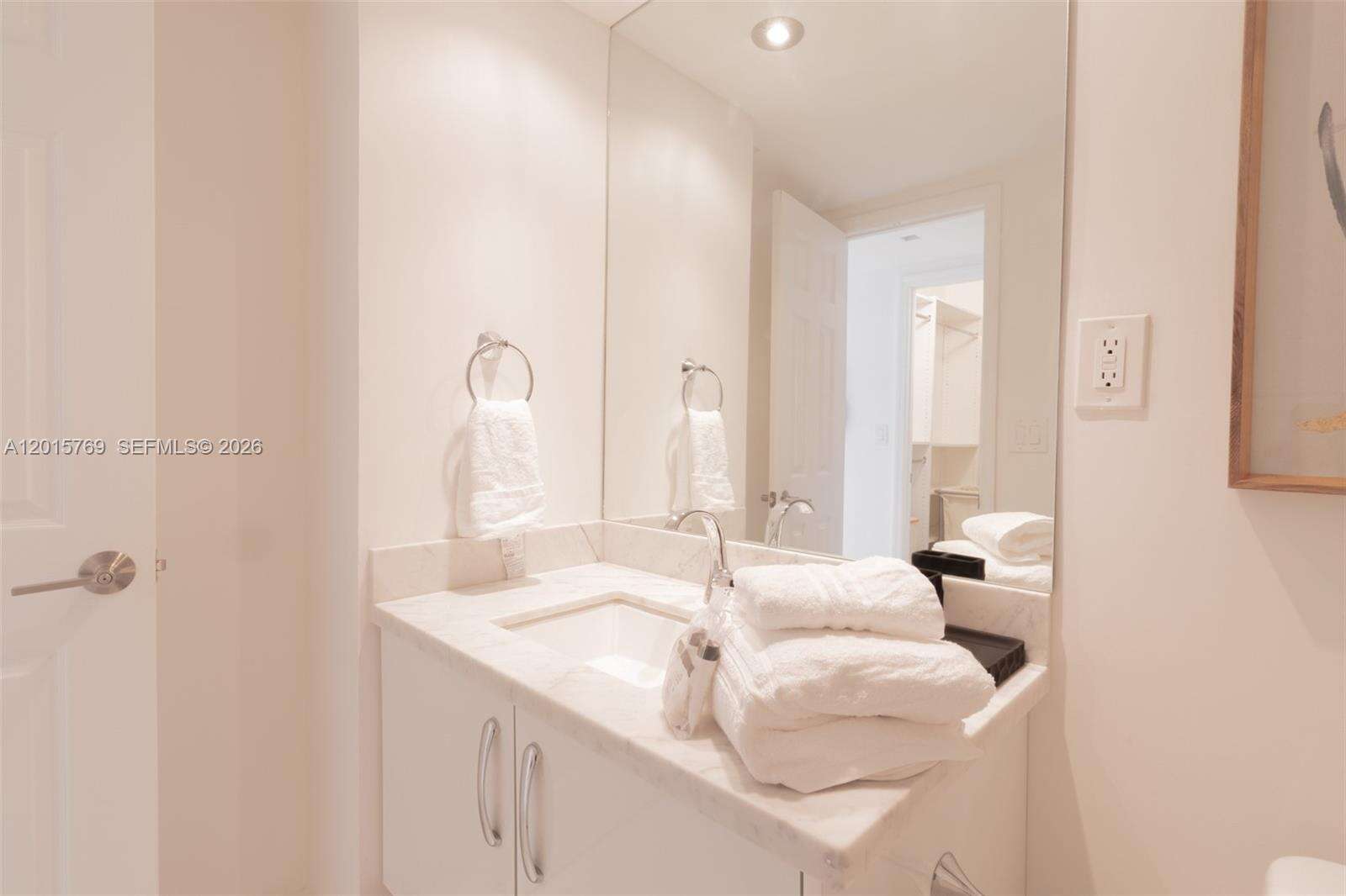 Ocean Reserve at 19370 Collins Ave, Sunny Isles Beach, FL 33160 - For Rent photo 10