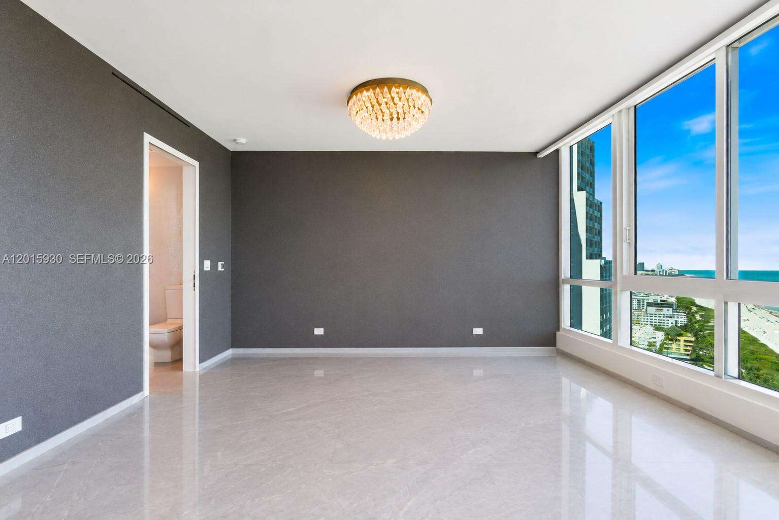 Continuum South Tower at 100 Pointe Dr, Miami Beach, FL 33139 - For Rent photo 15