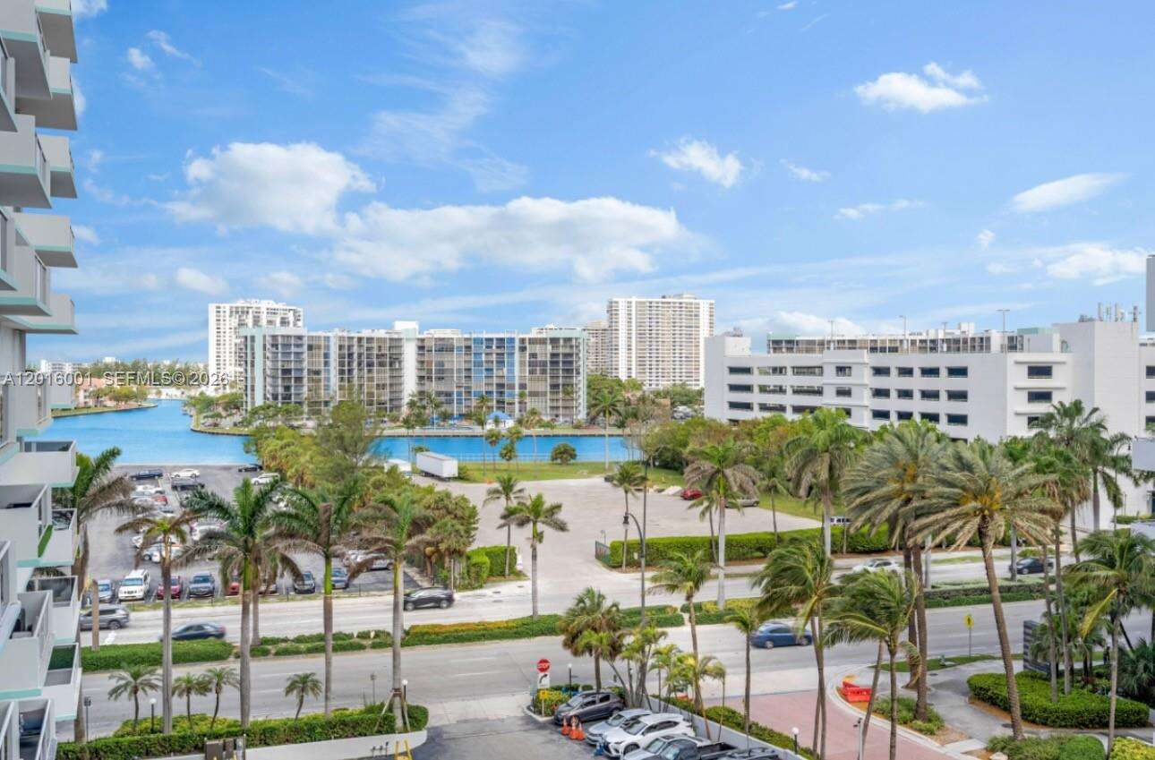 Sea Air Towers at 3725 Ocean Dr, Hollywood, FL 33019 - For Rent photo 19