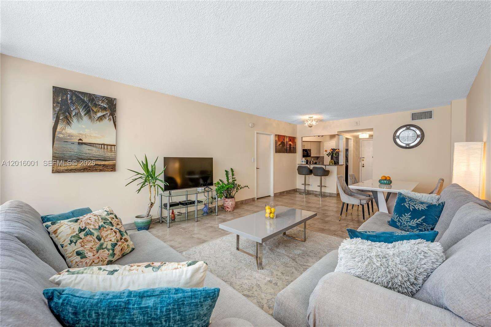 Sea Air Towers at 3725 Ocean Dr, Hollywood, FL 33019 - For Rent photo 6
