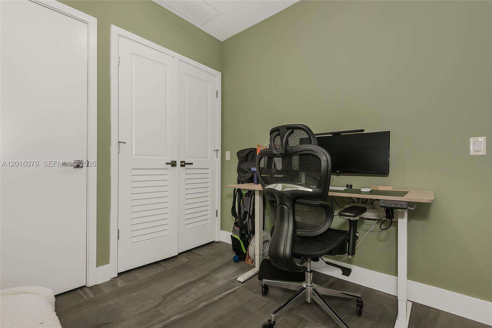 The Bond On Brickell at 1080 Brickell Ave, Miami, FL 33131 - For Rent photo 16