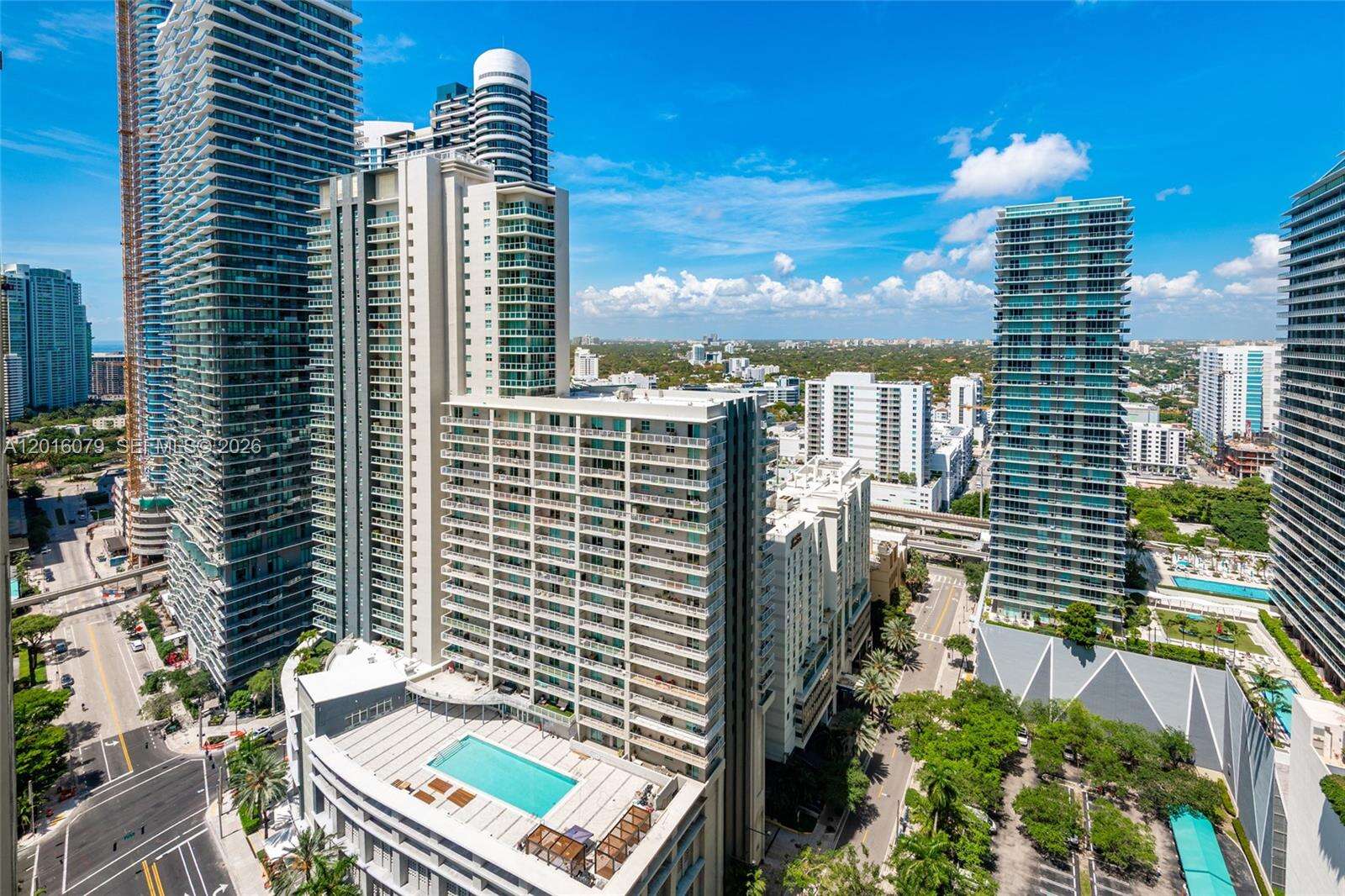 The Bond On Brickell at 1080 Brickell Ave, Miami, FL 33131 - For Rent photo 22