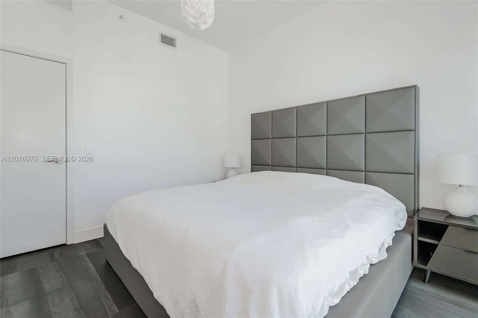 The Bond On Brickell at 1080 Brickell Ave, Miami, FL 33131 - For Rent photo 10