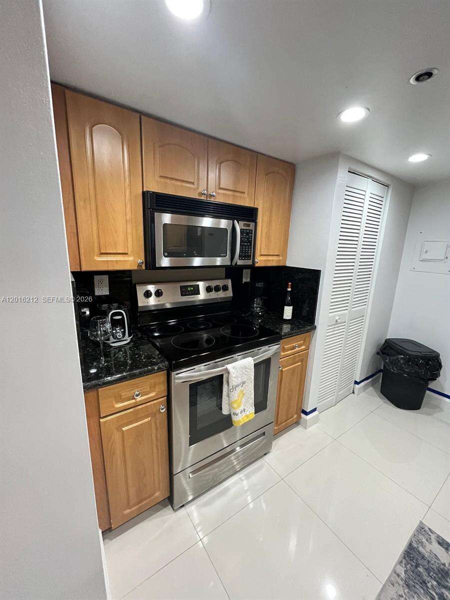 The Grand at 1717 Bayshore Dr, Miami, FL 33132 - For Rent photo 12