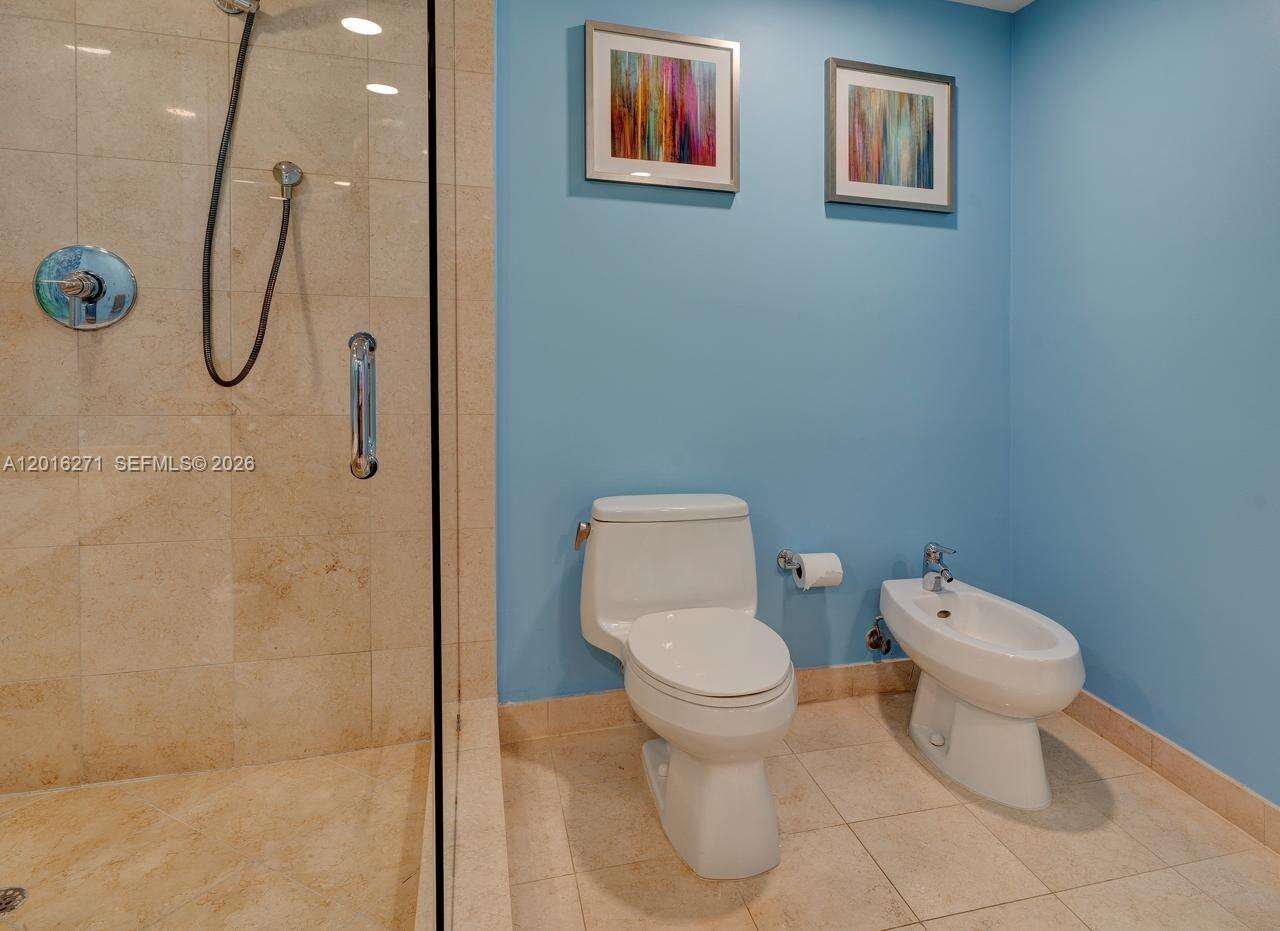 The Beach Club Two at 1830 Ocean Dr, Hallandale Beach, FL 33009 - For Rent photo 15