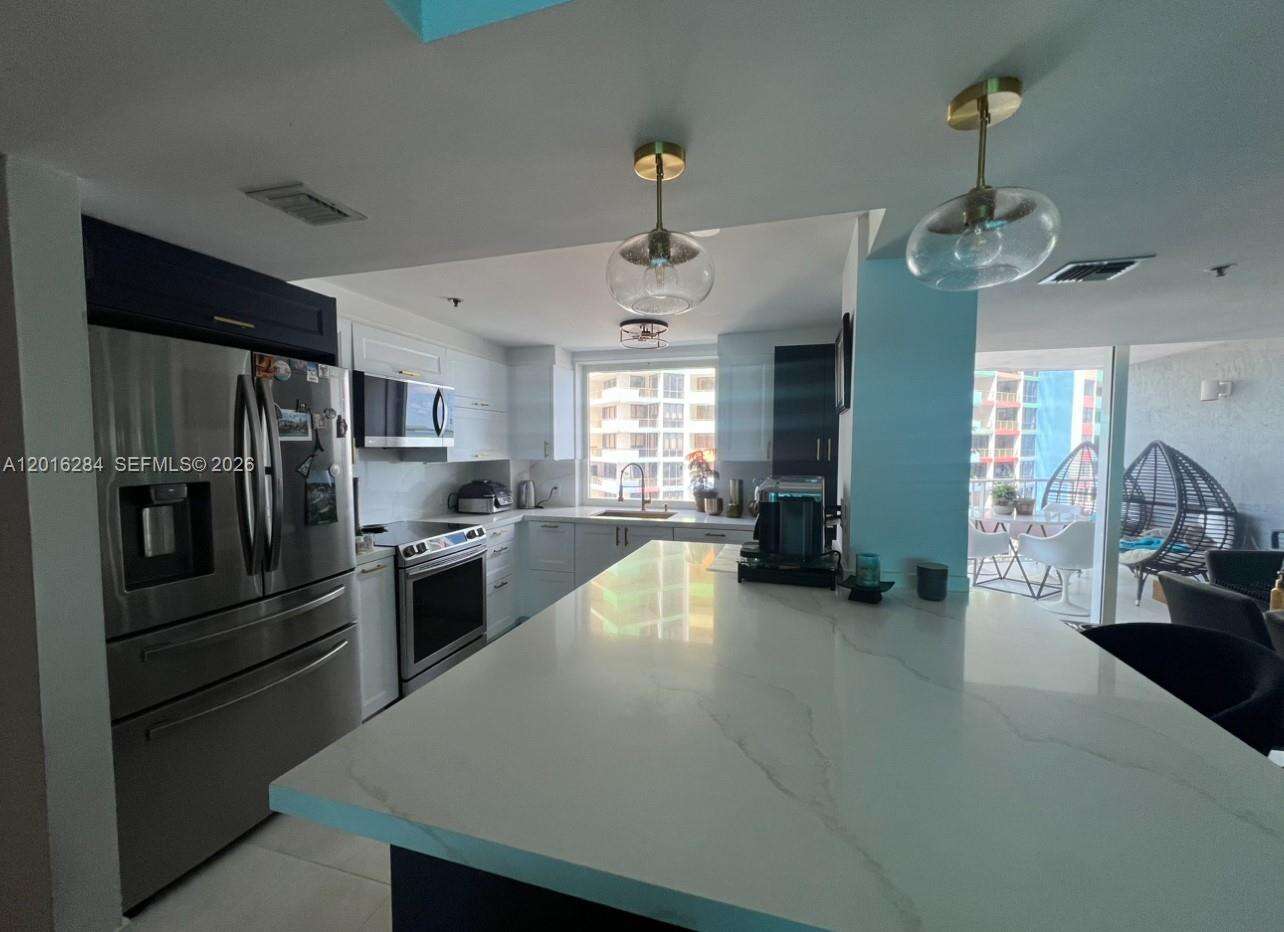 Imperial At Brickell at 1627 Brickell Ave, Miami, FL 33129 - For Rent photo 11