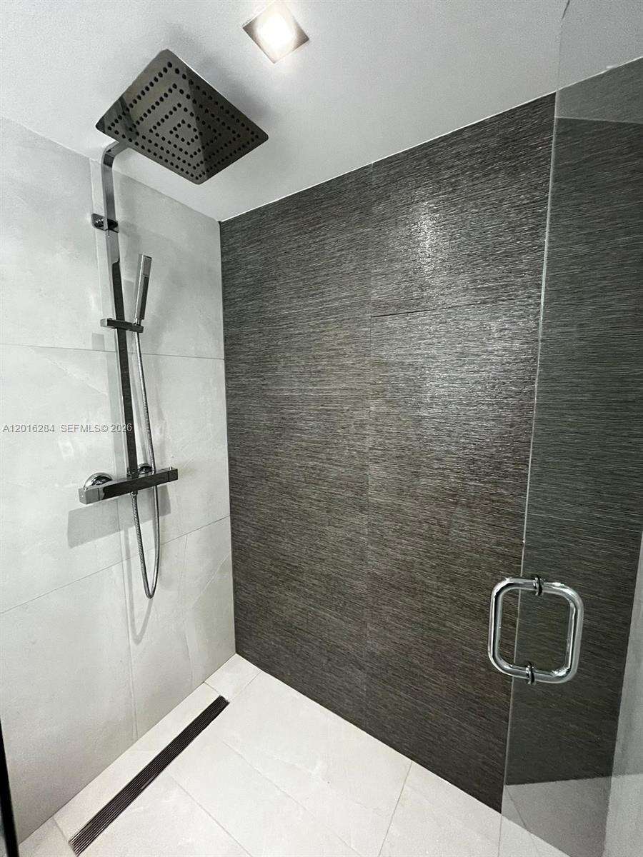 Imperial At Brickell at 1627 Brickell Ave, Miami, FL 33129 - For Rent photo 23
