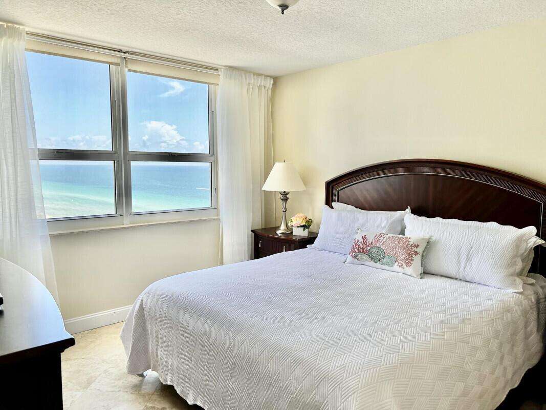 2080 Ocean, Hallandale Beach, FL 33009 - For Rent photo 2