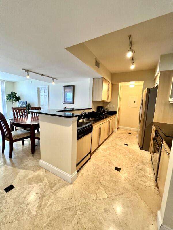 2080 Ocean, Hallandale Beach, FL 33009 - For Rent photo 5