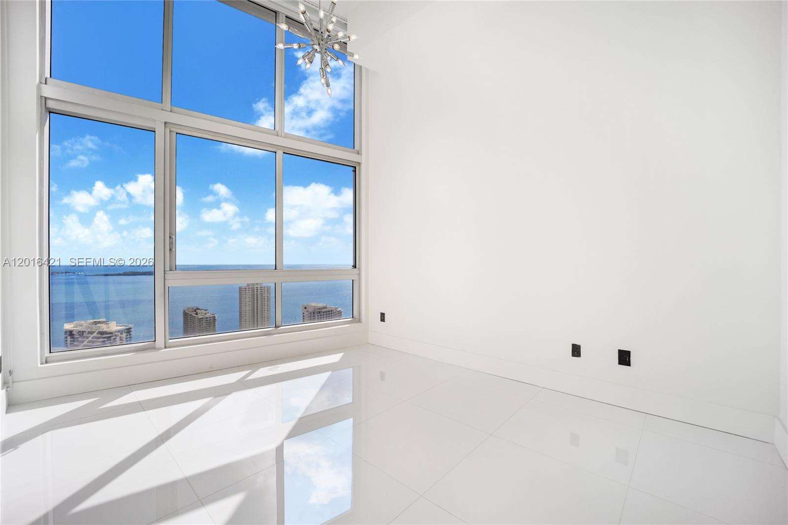 Icon Brickell 2 at 495 Brickell Ave, Miami, FL 33131 - For Rent photo 11