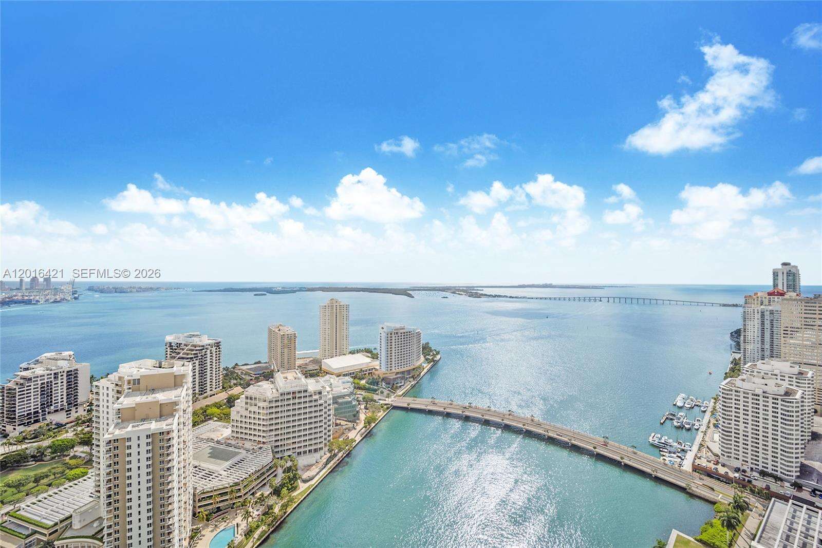 Icon Brickell 2 at 495 Brickell Ave, Miami, FL 33131 - For Rent photo 14