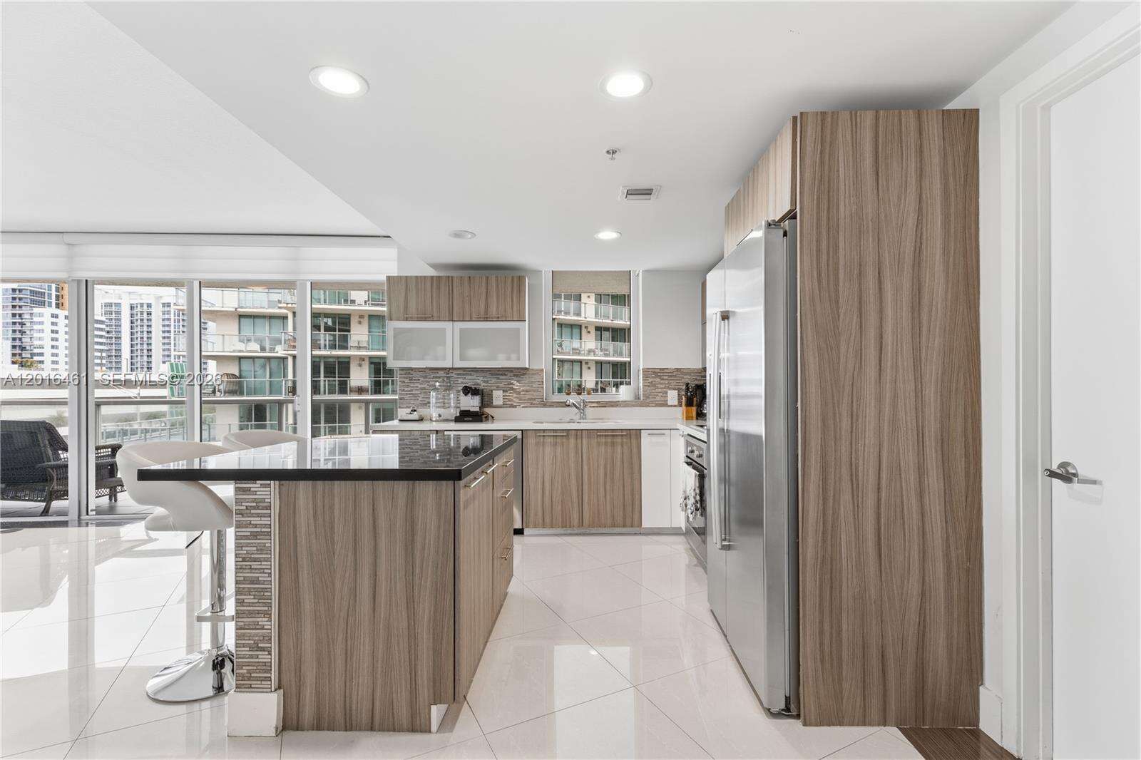 Eden House at 6700 Indian Creek Dr, Miami Beach, FL 33141 - For Rent photo 11