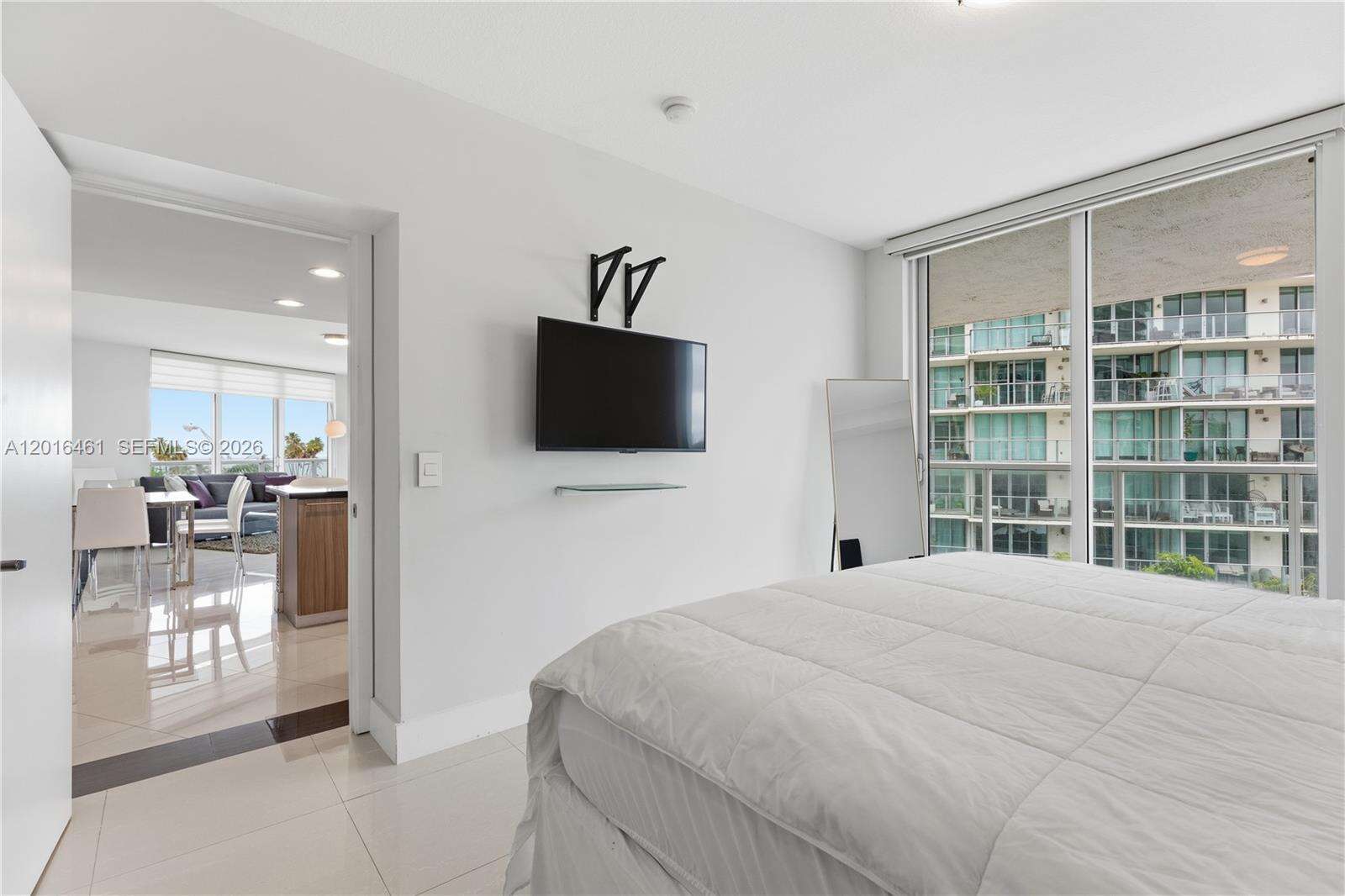 Eden House at 6700 Indian Creek Dr, Miami Beach, FL 33141 - For Rent photo 19