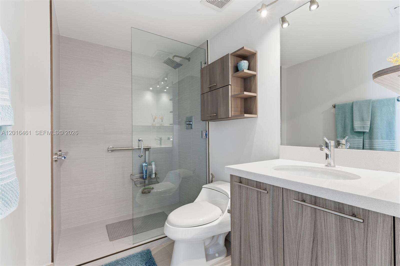 Eden House at 6700 Indian Creek Dr, Miami Beach, FL 33141 - For Rent photo 26