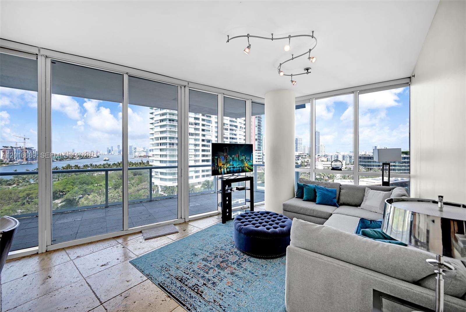 Continuum South Tower at 100 Pointe Dr, Miami Beach, FL 33139 - For Rent photo 21
