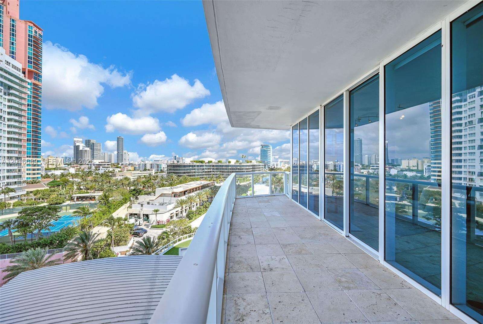 Continuum South Tower at 100 Pointe Dr, Miami Beach, FL 33139 - For Rent photo 29