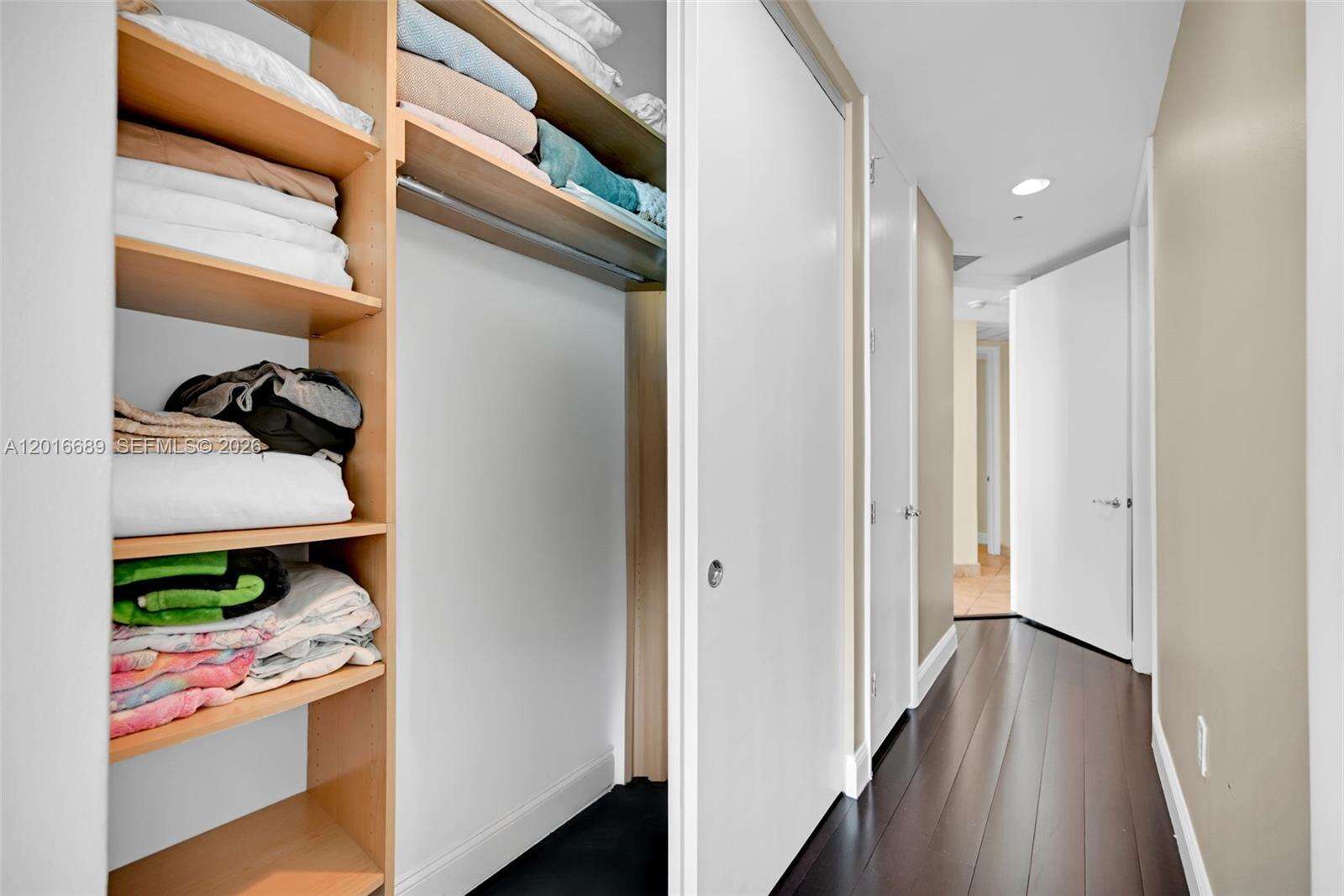 Continuum South Tower at 100 Pointe Dr, Miami Beach, FL 33139 - For Rent photo 44