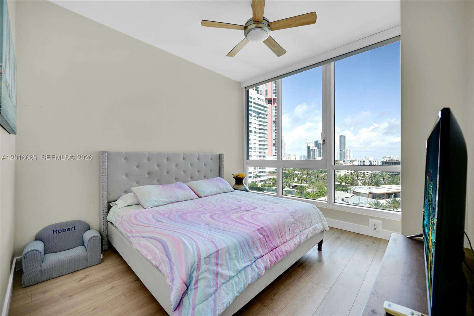 Continuum South Tower at 100 Pointe Dr, Miami Beach, FL 33139 - For Rent photo 50