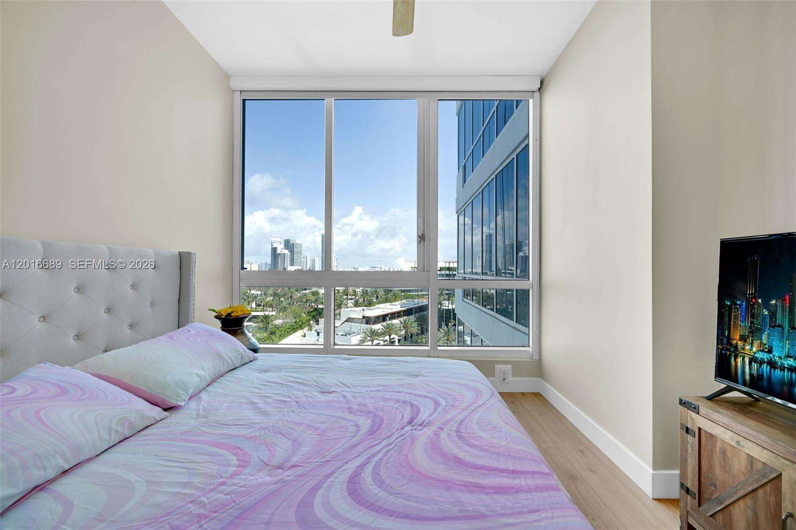 Continuum South Tower at 100 Pointe Dr, Miami Beach, FL 33139 - For Rent photo 51