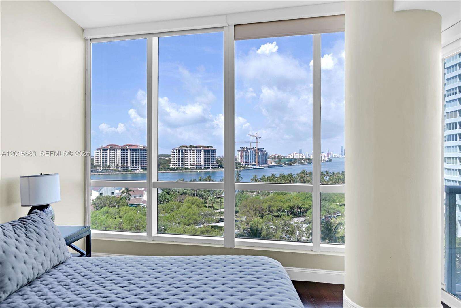 Continuum South Tower at 100 Pointe Dr, Miami Beach, FL 33139 - For Rent photo 8