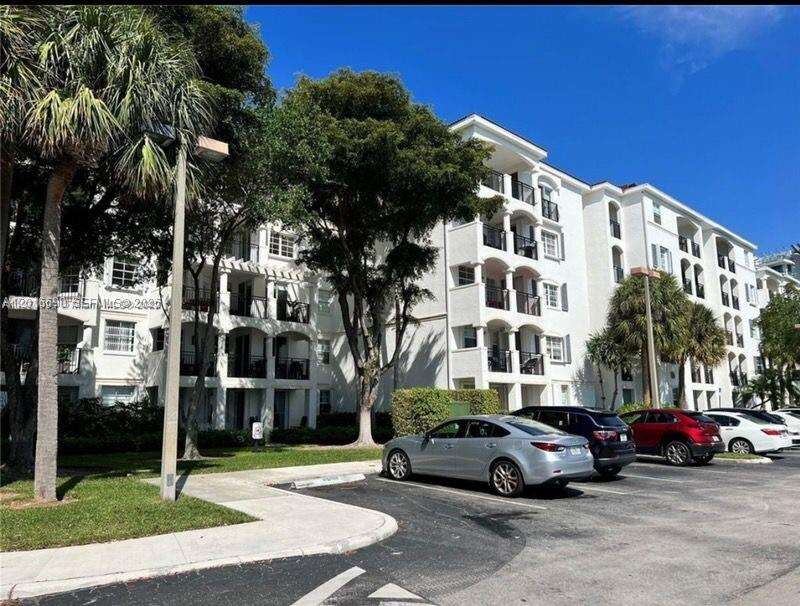 Village By The Bay at 3255 184 St, Aventura, FL 33160 - For Rent photo 16