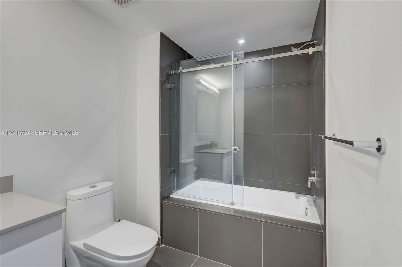 Canvas at 1600 1 Ave, Miami, FL 33132 - For Rent photo 11