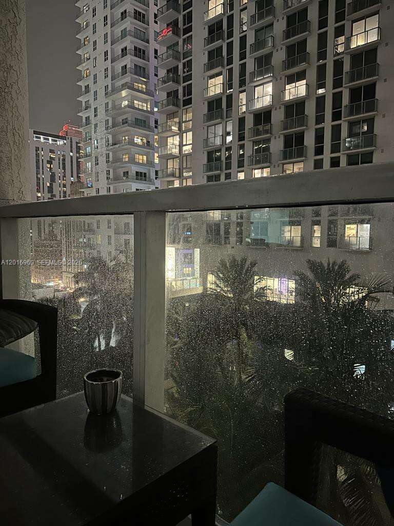 Vizcayne South at 253 2 St, Miami, FL 33132 - For Rent photo 19