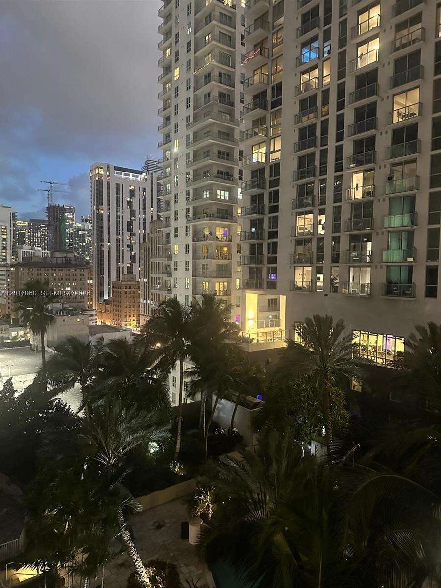 Vizcayne South at 253 2 St, Miami, FL 33132 - For Rent photo 30