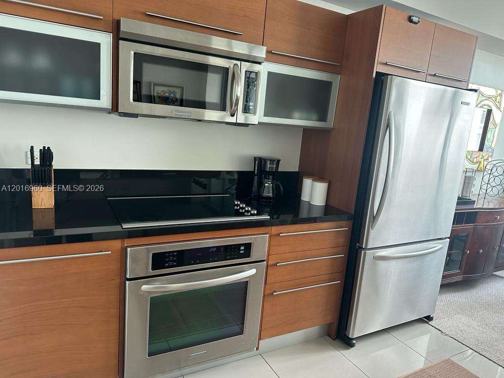 Vizcayne South at 253 2 St, Miami, FL 33132 - For Rent photo 7