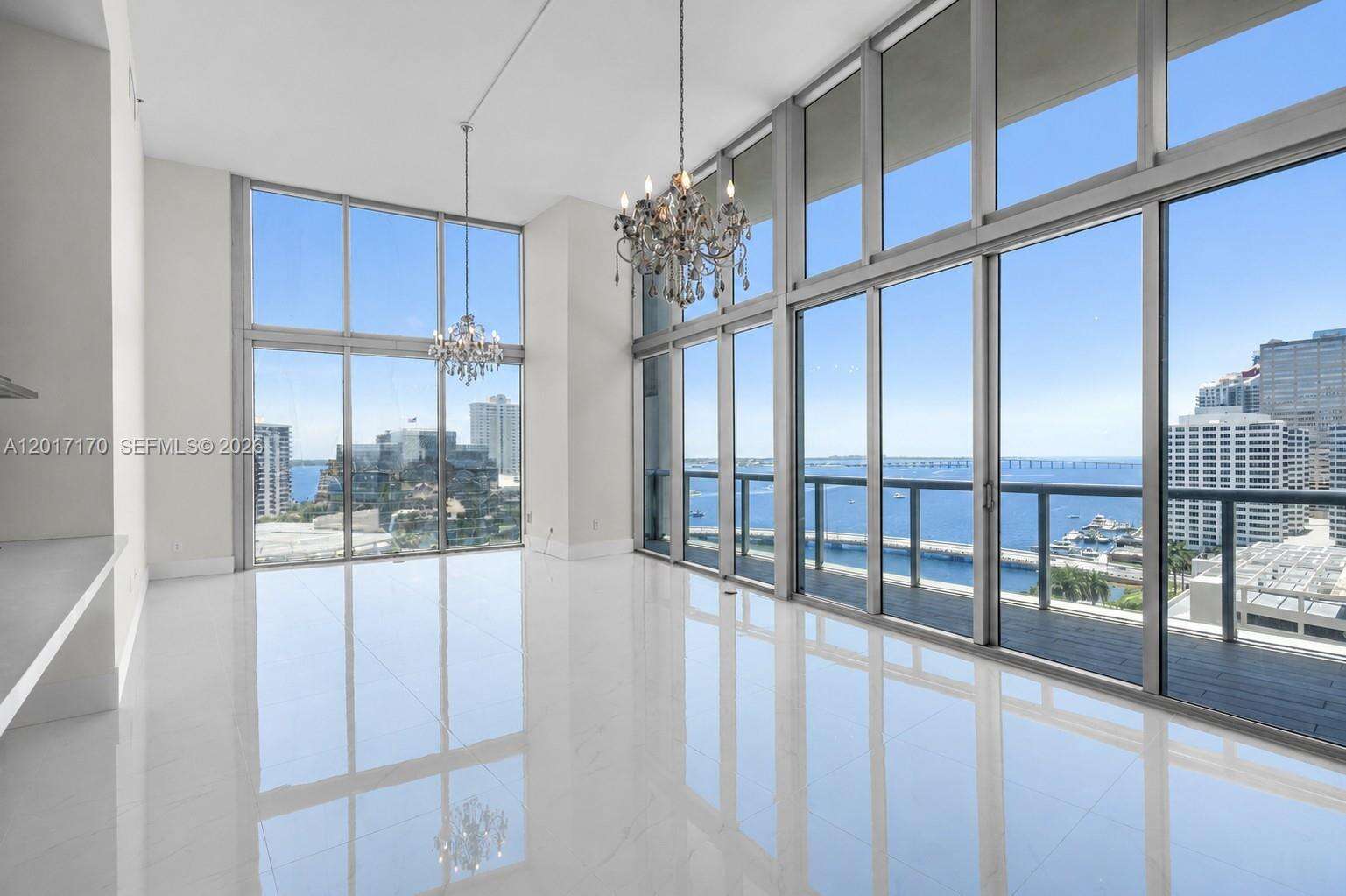 Icon Brickell 2 at 495 Brickell Ave, Miami, FL 33131 - For Rent photo 2