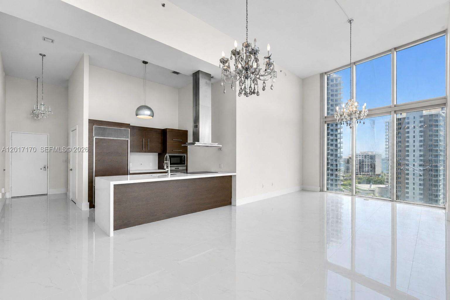 Icon Brickell 2 at 495 Brickell Ave, Miami, FL 33131 - For Rent photo 4