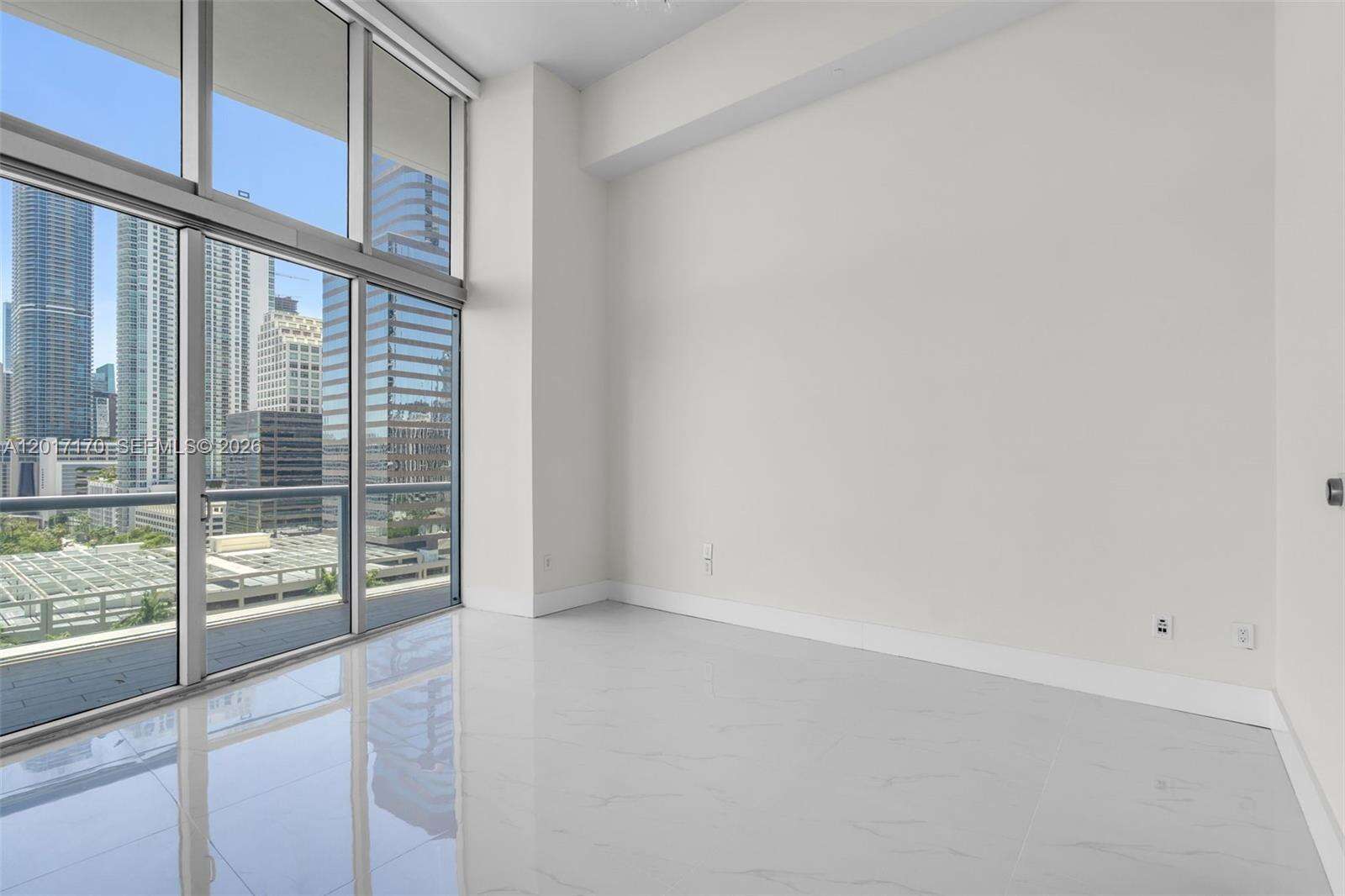 Icon Brickell 2 at 495 Brickell Ave, Miami, FL 33131 - For Rent photo 9
