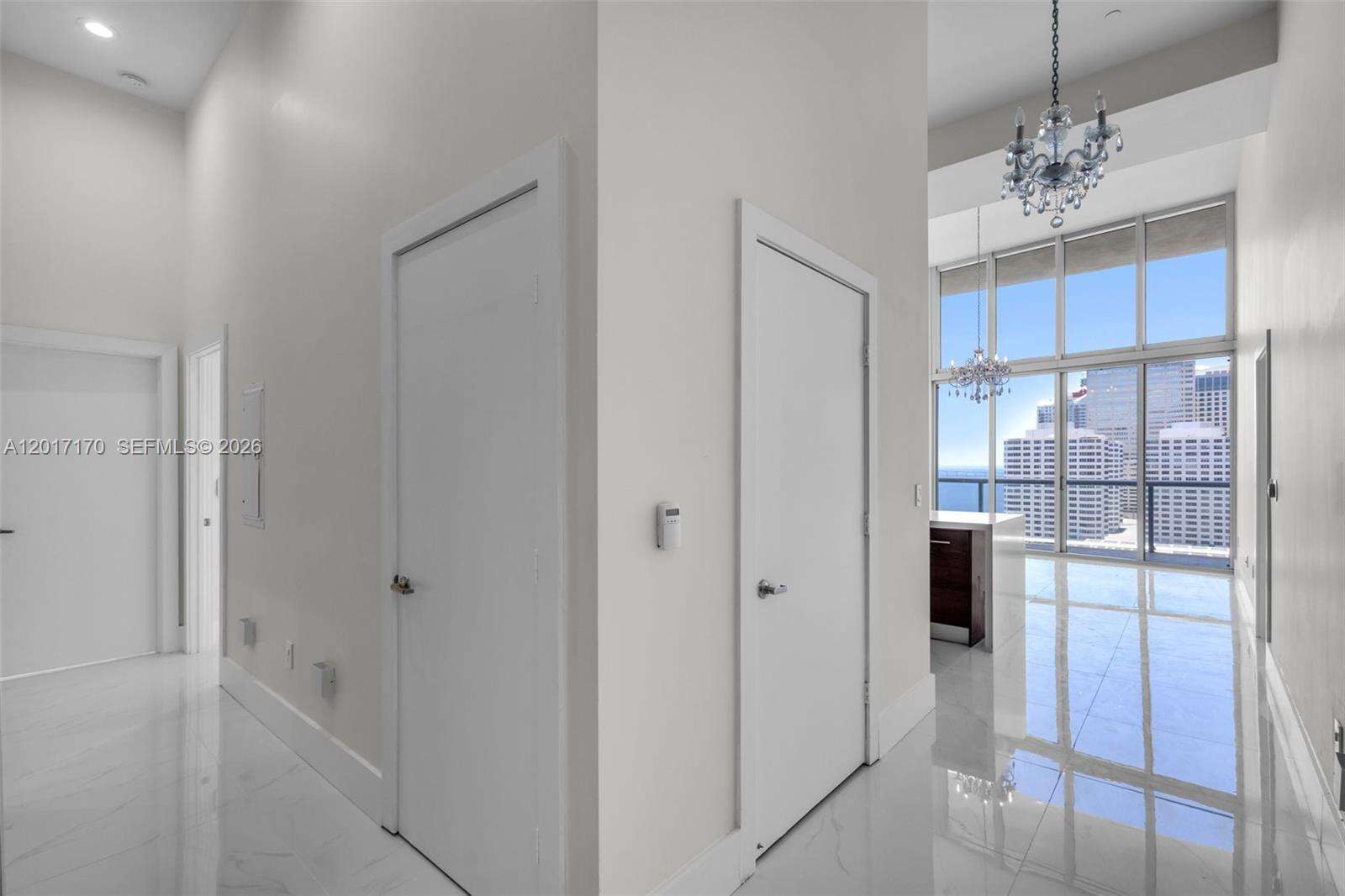 Icon Brickell 2 at 495 Brickell Ave, Miami, FL 33131 - For Rent photo 10